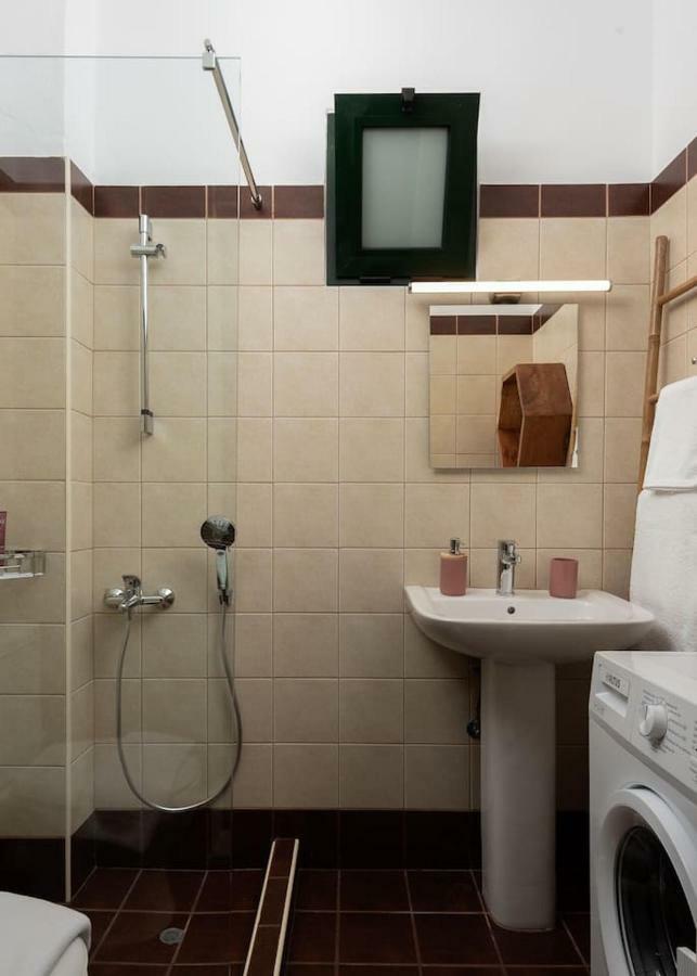 Roussospítion Agapi'S Home מראה חיצוני תמונה