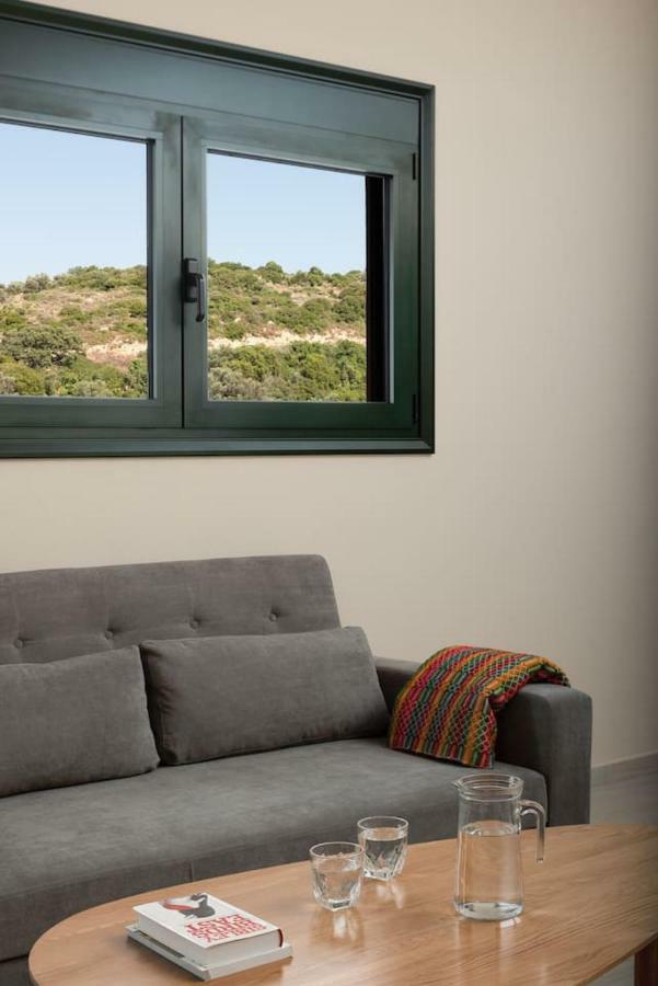 Roussospítion Agapi'S Home מראה חיצוני תמונה